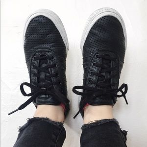 Adidas Leather Sneaker